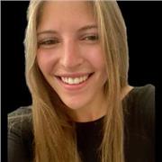 Laureanda in economia di plomata al liceo classico andrea doria con 100 / 100